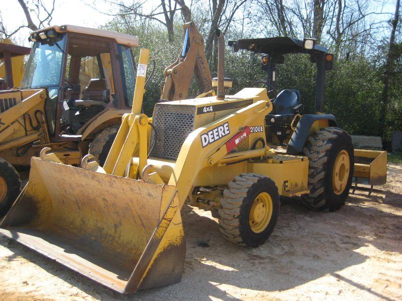 John Deere 210LE Tractor